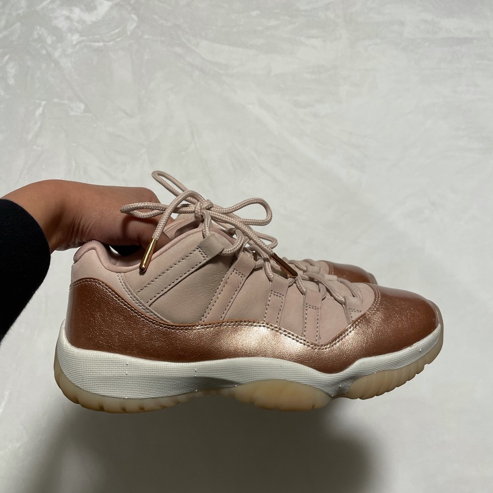 Jordan 11 rose golds